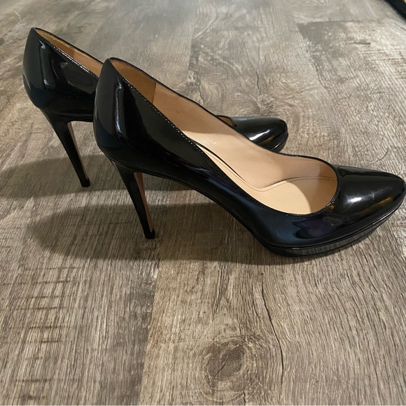 Prada Black Patent Leather Rounded Toe Pumps Size 37 1/2 - Picture 6 of 16